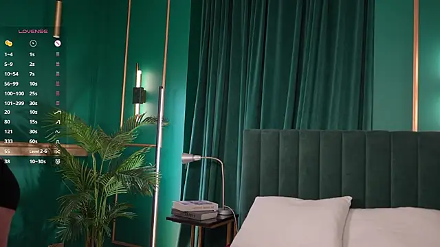 Snapshot of roxy_morrison_x chatting on 23, 2, 2026 roxy morrison x online show from 23, 2, 2026