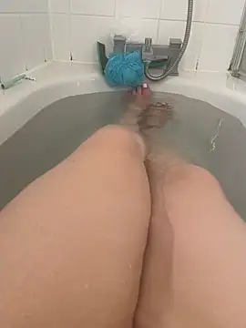 Piper Milf 36 online show from 27, 4, 2026