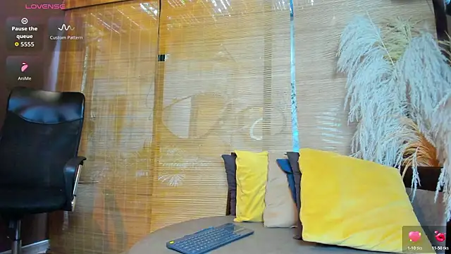 sophieBlair  online show from 8, 3, 2026