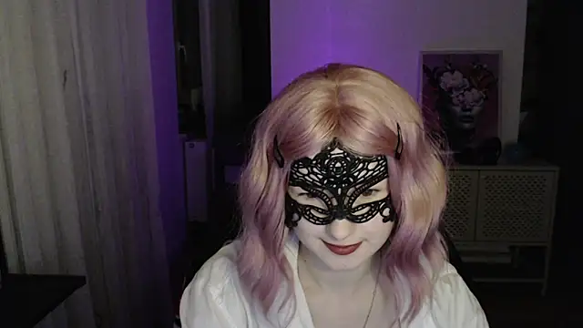 LunaXcherry online show from 23, 2, 2026