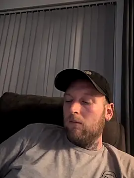 Snapshot of dave32000 chatting on 15, 2, 2026 dave32000 online show from 15, 2, 2026