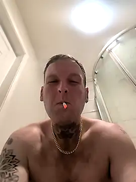 Snapshot of dave32000 chatting on 18, 2, 2026 dave32000 online show from 18, 2, 2026