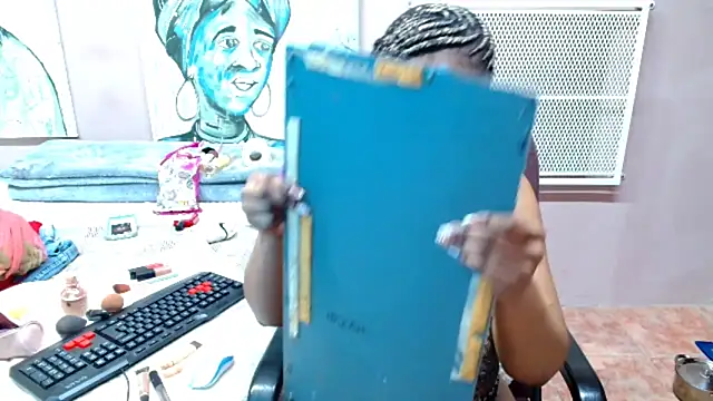 TyraHotxxx online show from 14, 4, 2026