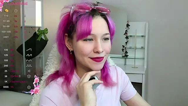 EmilyTrase online show from 21, 5, 2026