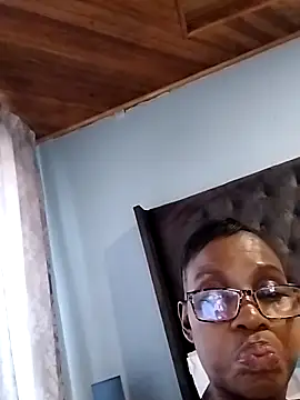 Snapshot of KINKYDOLL4U chatting on 17, 2, 2026 KINKYDOLL4U online show from 17, 2, 2026