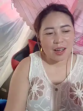 Snapshot of yun_2006 chatting on 9, 7, 2026 yun 2006 online show from 9, 7, 2026