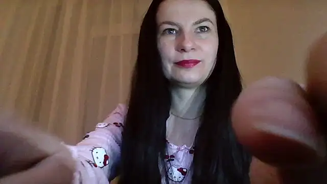 Clover Shine online show from 17, 2, 2026