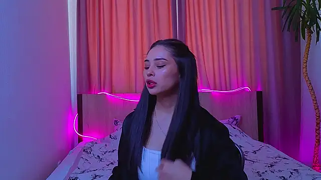 Snapshot of Sofia_Plump chatting on 11, 2, 2026 Sofia Plump online show from 11, 2, 2026