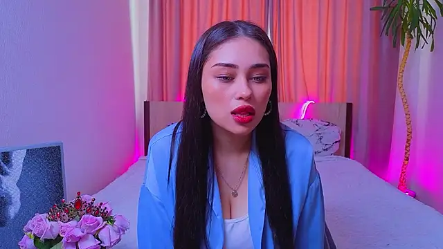 Snapshot of Sofia_Plump chatting on 17, 2, 2026 Sofia Plump online show from 17, 2, 2026