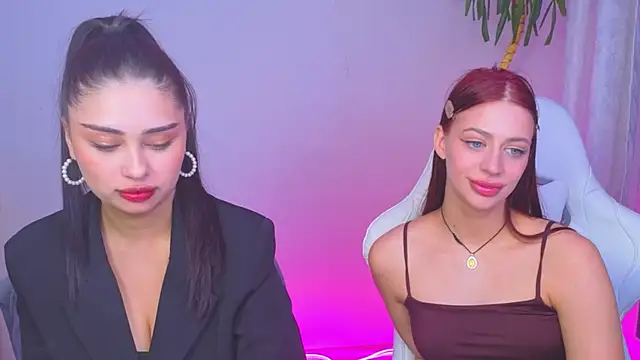 Snapshot of Sofia_Plump chatting on 30, 4, 2026 Sofia Plump online show from 30, 4, 2026