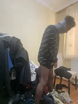 Femboysissy1919 online show from 4, 8, 2026