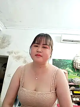 Snapshot of Kee-kimlee chatting on 24, 4, 2026 Kee-kimlee online show from 24, 4, 2026