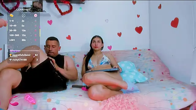 mystery couple0 online show from 4, 3, 2026