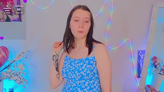 Snapshot of MmollyMay chatting on 11, 2, 2026 MmollyMay online show from 11, 2, 2026