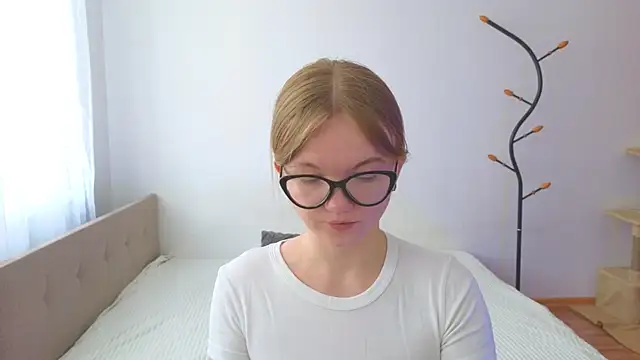 Snapshot of StellaBunny chatting on 5, 6, 2026 StellaBunny online show from 5, 6, 2026