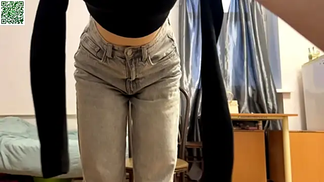 VickieKush online show from 10, 4, 2026