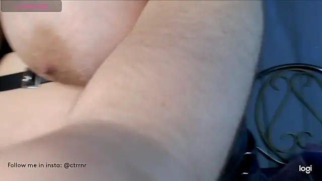 Snapshot of Camilleturn18 chatting on 3, 3, 2026 Camilleturn18 online show from 3, 3, 2026