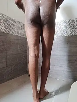 Snapshot of shineboy28 chatting on 26, 2, 2026 shineboy28 online show from 26, 2, 2026