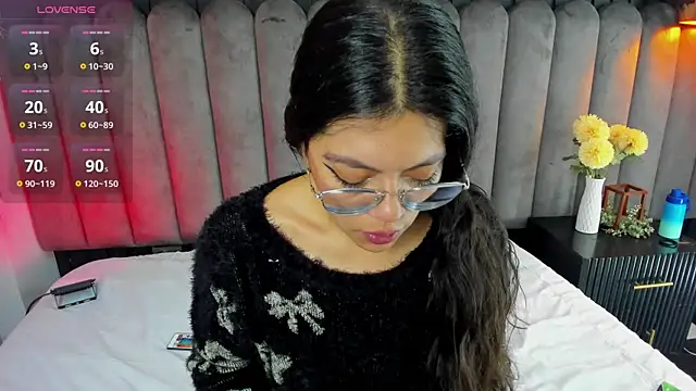 Lanadelrey 1 online show from 23, 3, 2026