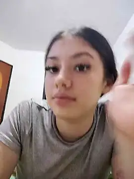 Aurora Pearl online show from 7, 3, 2026