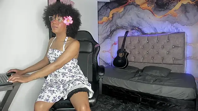 Snapshot of CataleyaMoon_ chatting on 2, 5, 2026 CataleyaMoon online show from 2, 5, 2026