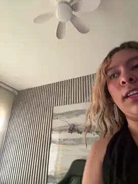 Snapshot of Sophie19__ chatting on 6, 6, 2026 Sophie19 online show from 6, 6, 2026