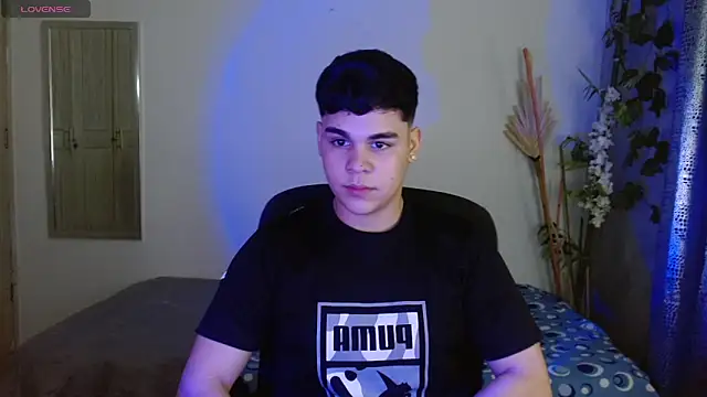 eithan jonnes online show from 19, 3, 2026