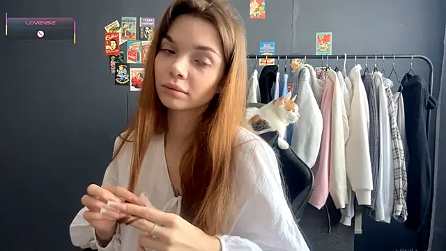 TaliaOgwynn online show from 21, 2, 2026