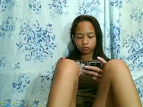 Snapshot of Asianpinay_Skinny1818 chatting on 12, 4, 2026 Asianpinay Skinny1818 online show from 12, 4, 2026