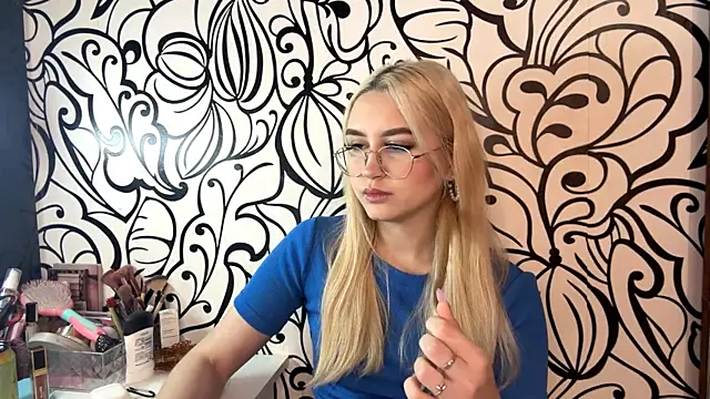 Kat Catherine online show from 27, 2, 2026