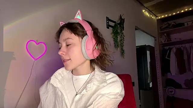 SlunkRear online show from 5, 4, 2026