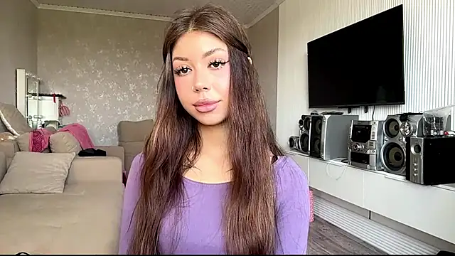You Club Winx online show from 8, 5, 2026
