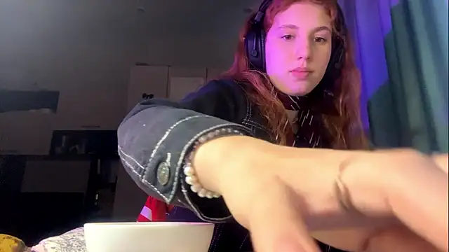 Snapshot of AliceCarrol chatting on 26, 2, 2026 AliceCarrol online show from 26, 2, 2026