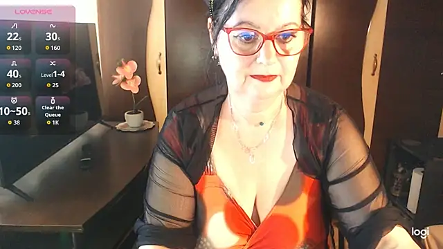exiMIlf online show from 31, 5, 2026