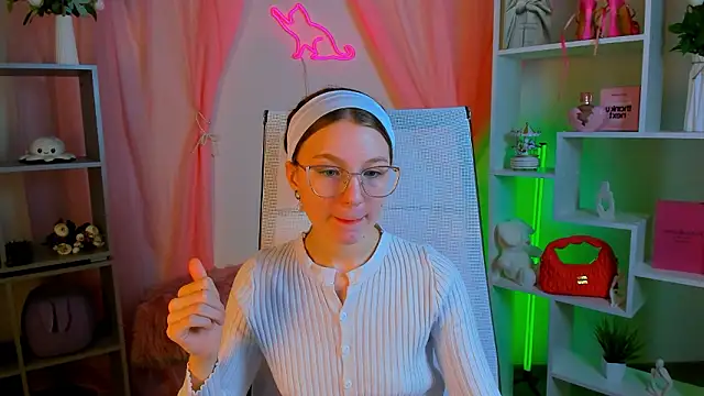 ElliFrankenweenie online show from 12, 3, 2026