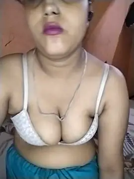 Snapshot of Nency_Love143 chatting on 17, 5, 2026 Nency Love143 online show from 17, 5, 2026