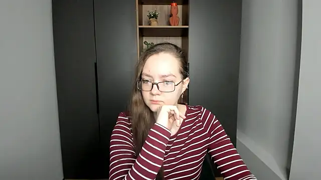 Snapshot of KatheyWasinger chatting on 12, 2, 2026 KatheyWasinger online show from 12, 2, 2026