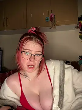 Snapshot of Melodysweetx chatting on 18, 2, 2026 Melodysweetx online show from 18, 2, 2026