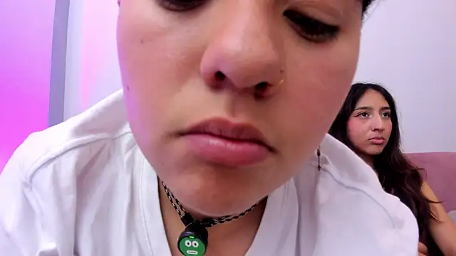 Gaia n Nix online show from 2, 4, 2026