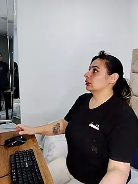 Camila baby777 online show from 18, 2, 2026