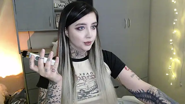 Rin Tozier online show from 25, 2, 2026