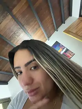 Snapshot of Miilana_ chatting on 4, 6, 2026 Miilana online show from 4, 6, 2026