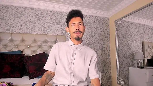 NoaahTylor online show from 2, 4, 2026