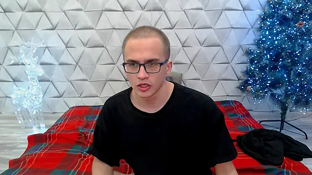 Pure Aura online show from 24, 2, 2026