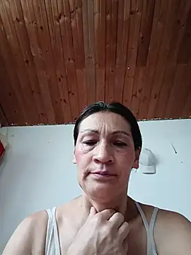 Layla Zaid online show from 9, 4, 2026