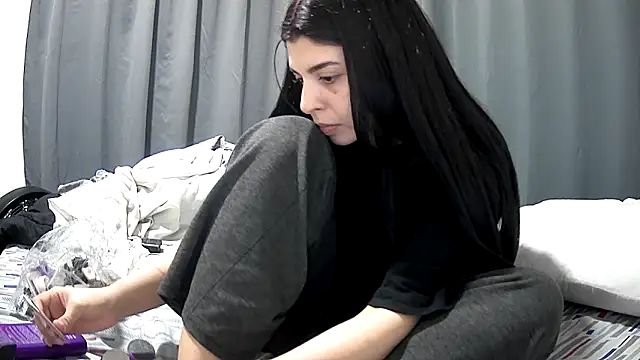 Snapshot of violetazein7 chatting on 3, 5, 2026 violetazein7 online show from 3, 5, 2026