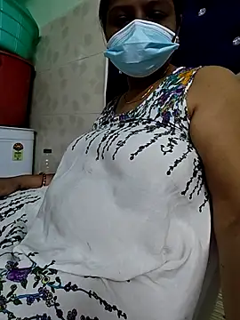 Snapshot of Joyti_07 chatting on 18, 4, 2026 Joyti 07 online show from 18, 4, 2026