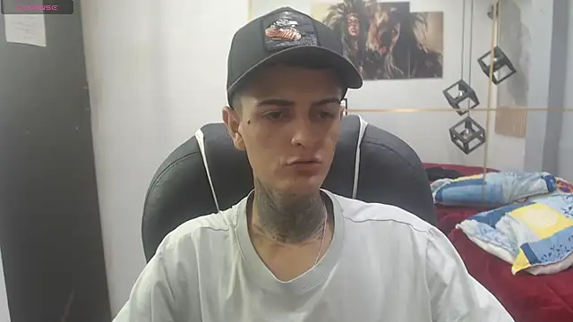 Snapshot of benjamin_anthony chatting on 24, 2, 2026 benjamin anthony online show from 24, 2, 2026