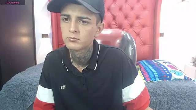 Snapshot of benjamin_anthony chatting on 28, 2, 2026 benjamin anthony online show from 28, 2, 2026