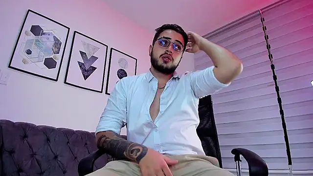 Snapshot of ethan_grace chatting on 19, 2, 2026 ethan grace online show from 19, 2, 2026